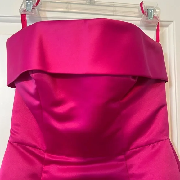 BETSEY JOHNSON VINTAGE HOT PINK STRAPLESS SATIN MINI DRESS SIZE 4 - Picture 2 of 12